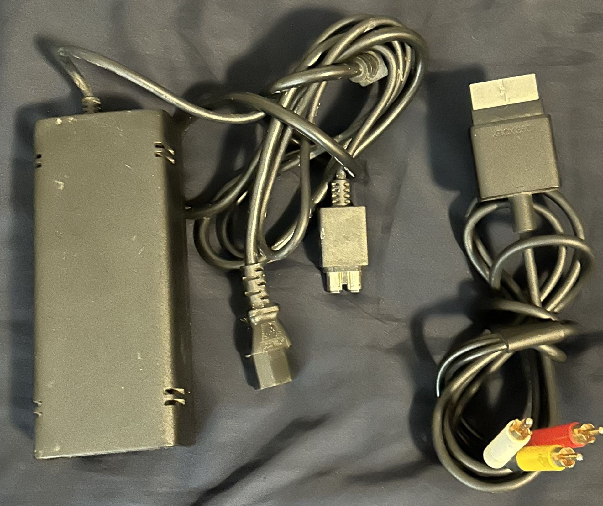 Xbox 360 Power/ AV plugs