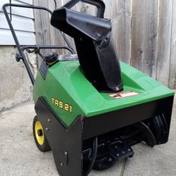 Perfect Condition - John Deere TRS21 21" Inch Single Stage 2-Stroke Gas Snowblower 