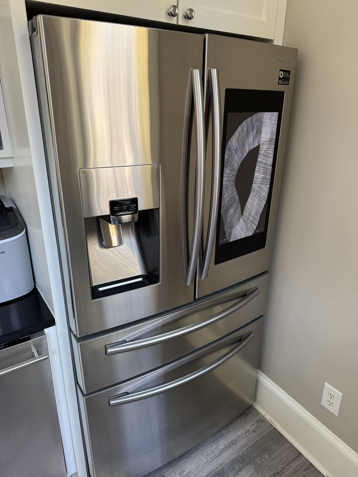 Samsung Screen In Door Refrigerator