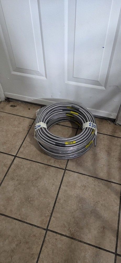 Mc Armorlite Clable 12/2 ,,, 230 Fts 