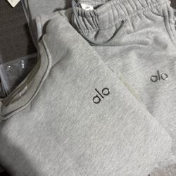 Alo gray crewneck set