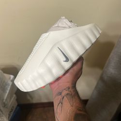Nike Mind 001 Sail Size 8 Men 6.5w