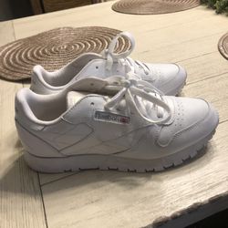 womens reebok size 6.5