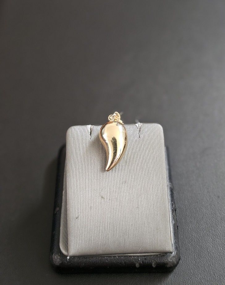 14k Gold Pendant
