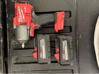 Milwaukee M18 1/2 in Impact