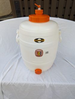 Speidel Plastic Fermenter 7.9 Gallon
