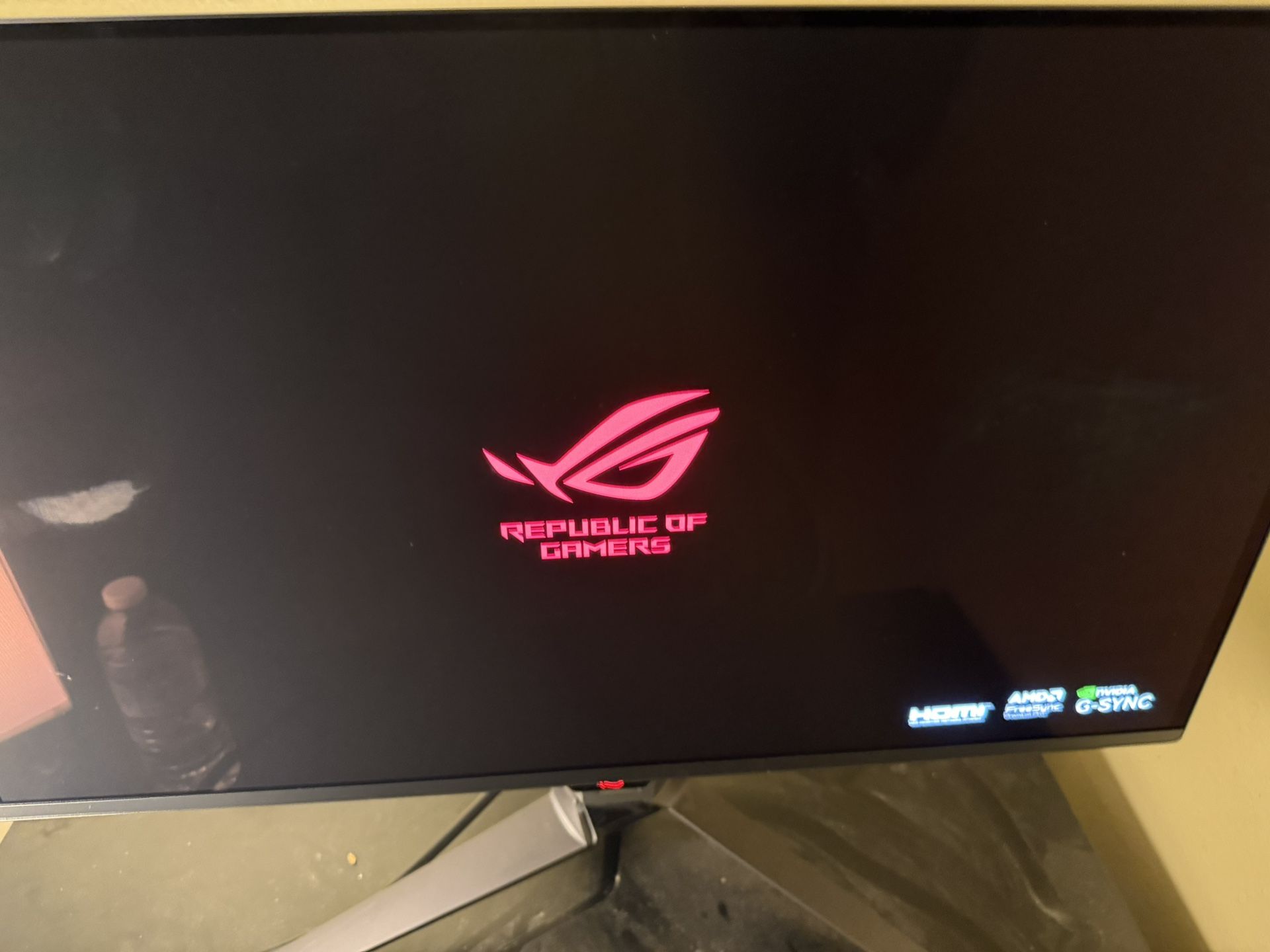 ASUS ROG Swift OLED PG27UCDM Selling For $500 Pickup In Diamond Bar Only  No Retail Box No Burn In Issues 