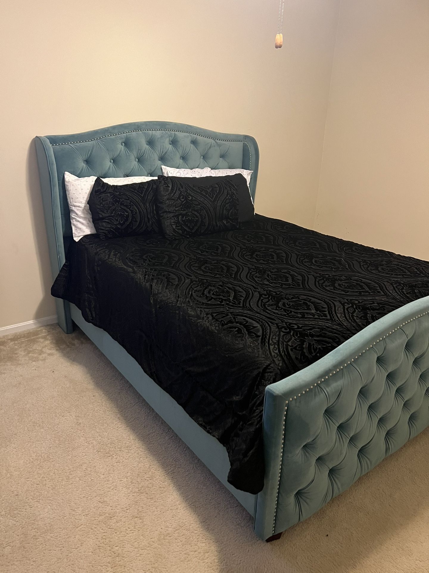 Queen Bedframe And Headboard