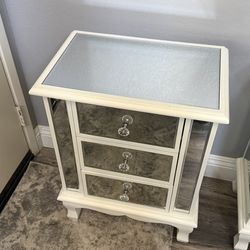 2x Denizhan 3 - Drawer mirrored End Table