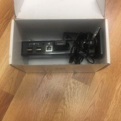 Dual Monitor Docking Station