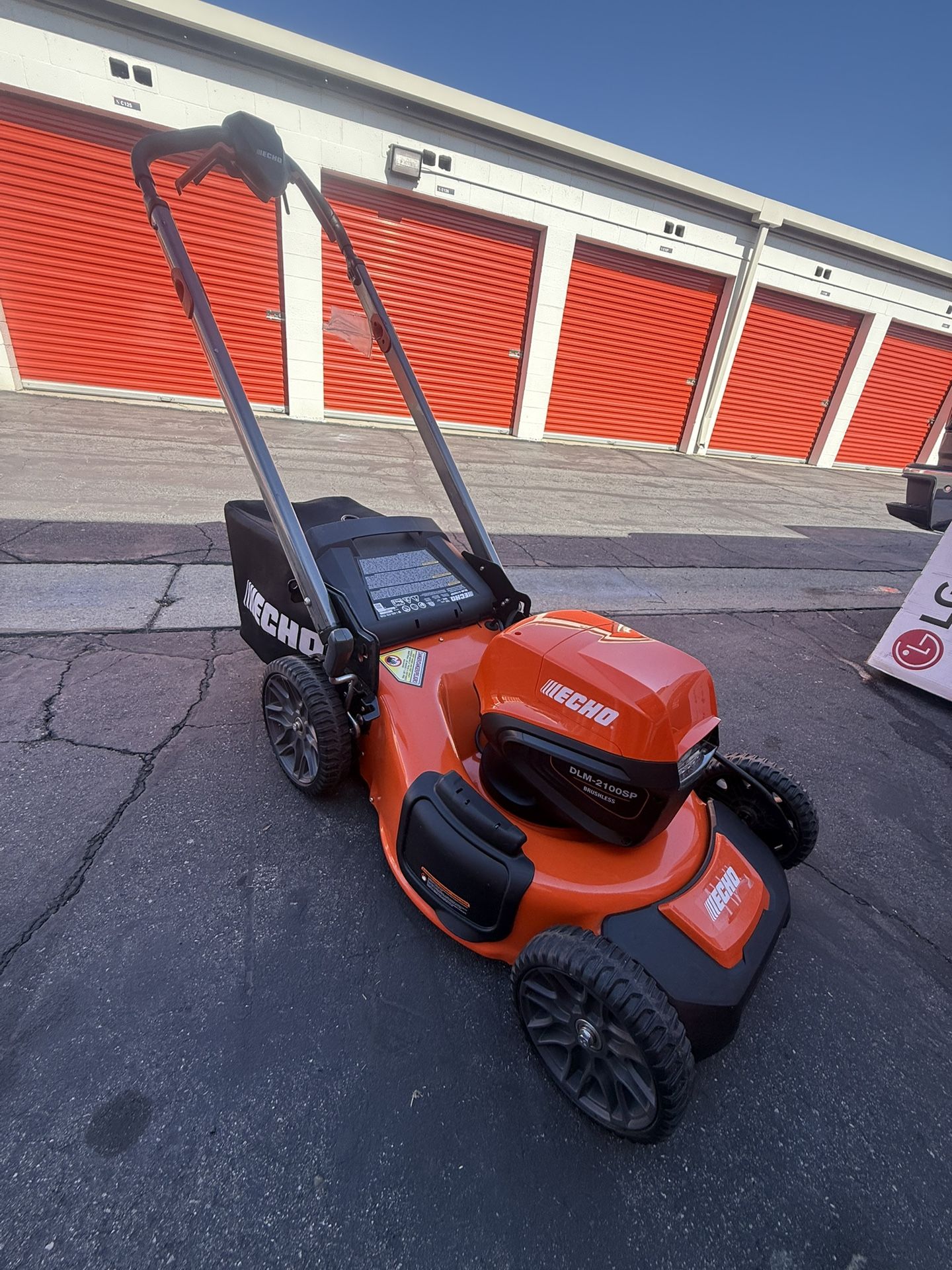 ECHO Battery-Powered Lawn Mower 