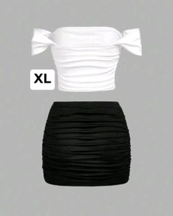 New women’s 2 piece set size XL