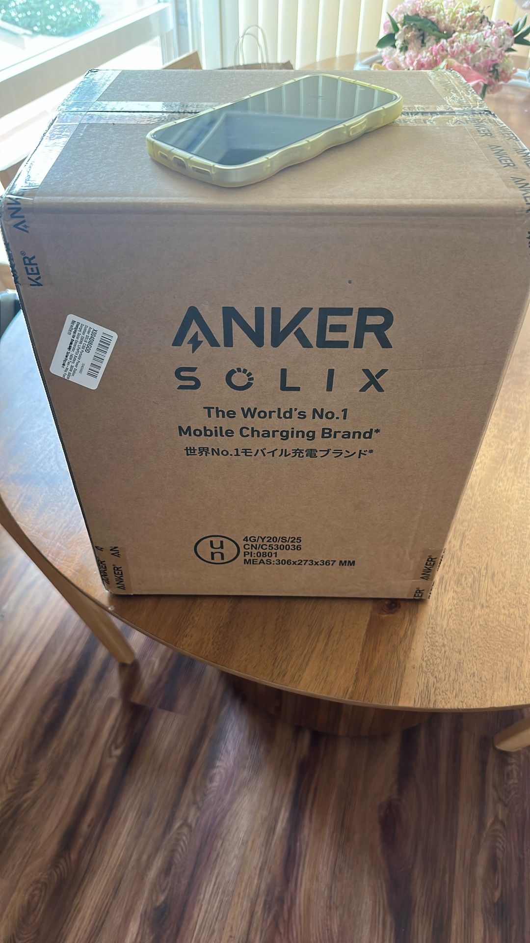 Anker Solar Generator SOLIX C300 with 60W Solar Panel