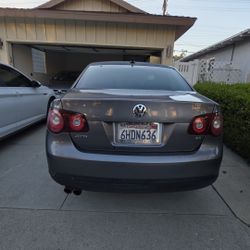 Volkswagen Jetta 2.5 Liter 5 Cylinder 