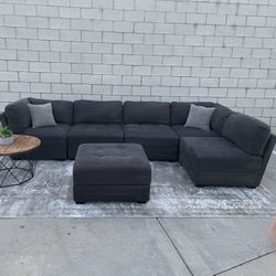 Gray Modular Sectional w/ Storage Ottoman  