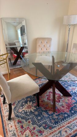 Round dining table 4 chairs