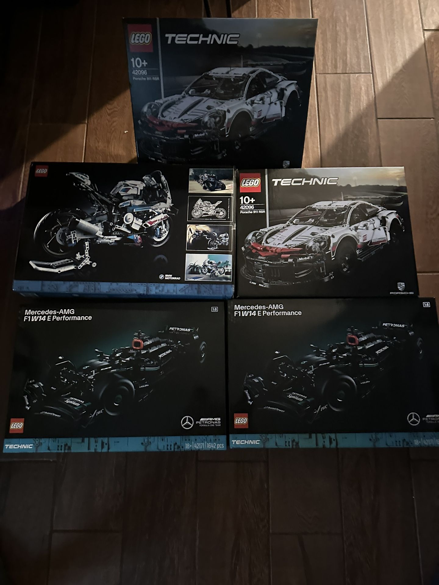 LEGO Sets – Great Condition, Fun for All Ages!