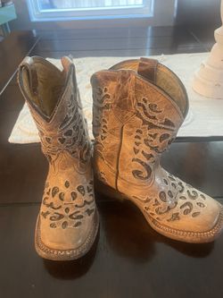 Girls Boots (Size 10)