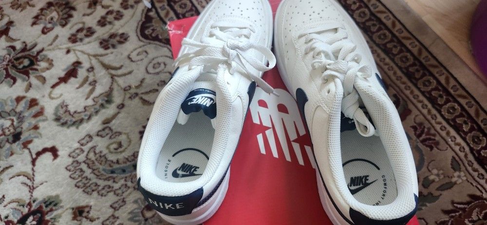 Nikes New 45 