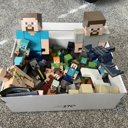 Minecraft Figurines 17 Total