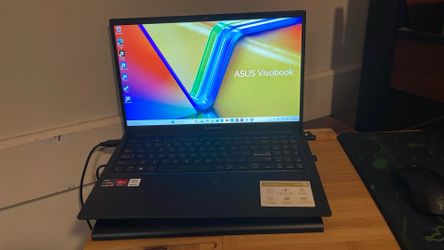 Asus Vivobook Ryzen 5 Amd  Radeon Graphic