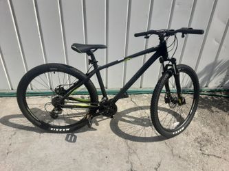 Northrock XC27 Mountain Bike (New Open Box Bicycle Trek Giant GT Specialized Mongoose Infinity Aluminum Frame Hybrid Used Cannondale Gravity Schwinn)