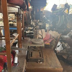 Central Machinery Drill Press 10.  12 Speed  Bench Model 