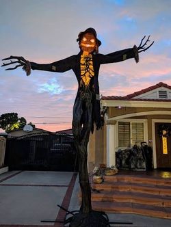 15ft Worricrow Scarecrow new in box