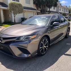 2019 Toyota Camry Se 