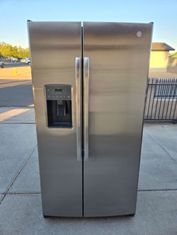 Refrigerator GE Stainless Steel