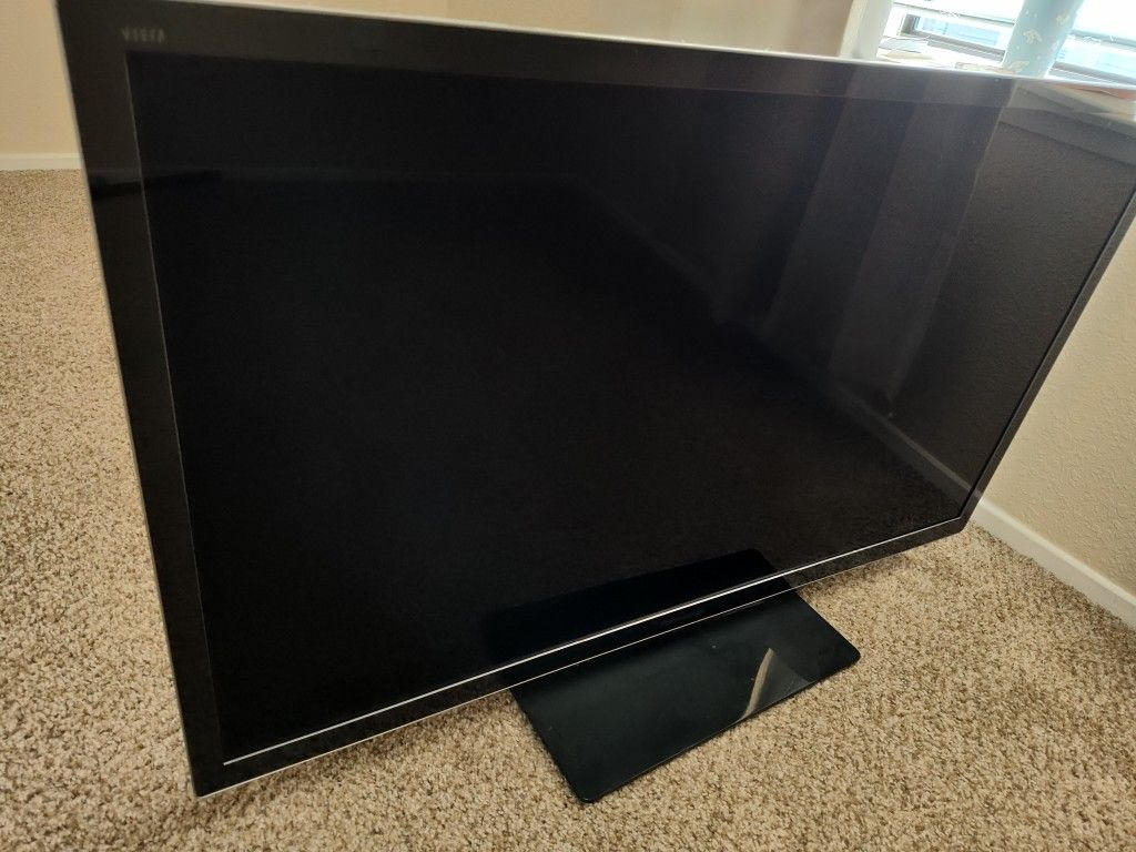 Panasonic 42" LCD HDTV