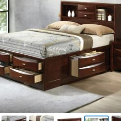 Queen Size Bed** 