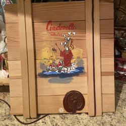 Cinderella Wooden Boxed Polonaise Ornament Set 