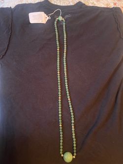 25” jadeite and 14k yellow gold bead necklace