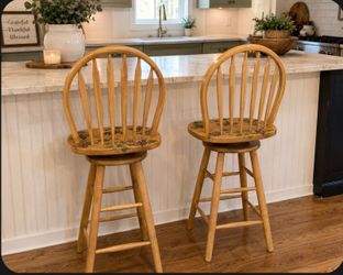 Vintage Natural Oak Solid Wood Swivel Counter Stools – Set of 2