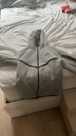 Nike Tech