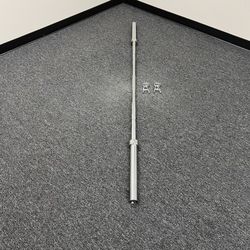 ( BRAND NEW IN PACKAGE ) 7ft 45lb Olympic Barbell - Click On My Profile For More Gym Equipment 