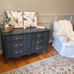 ✨ Professionally Refinished Thomasville French Provincial 6 Drawer Dresser ✨