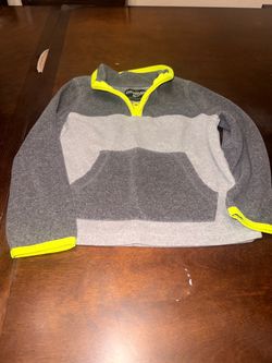Toddler gray sweater brand Oshkosh bgosh size 5T on sale!!