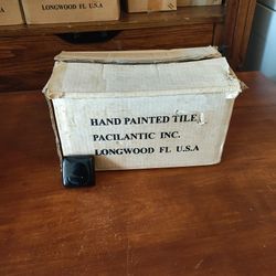 Gorgeous Accent Tile. Solid Black  Great For A Bathroom Or Kitchen Renovation