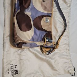 COACH DESIGNER IN GOOD CONDITION