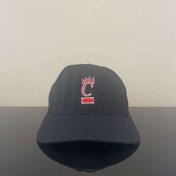 University Of Cincinnati Bearcats Y2K Vintage Fitted Hat