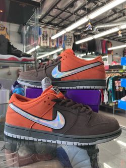 Nike SB Dunk Low Pro Muni Fast Pass