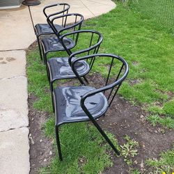 4 Metal Chairs 