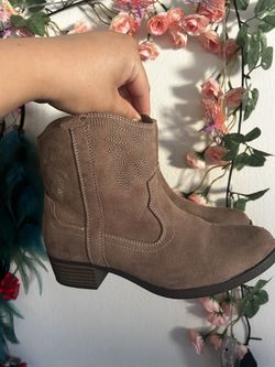 Girls Boots