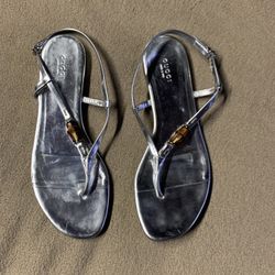 Gucci Metallic Silver Leather Bamboo Icon Thong Flat Sandals 
