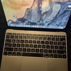 Apple MacBook 