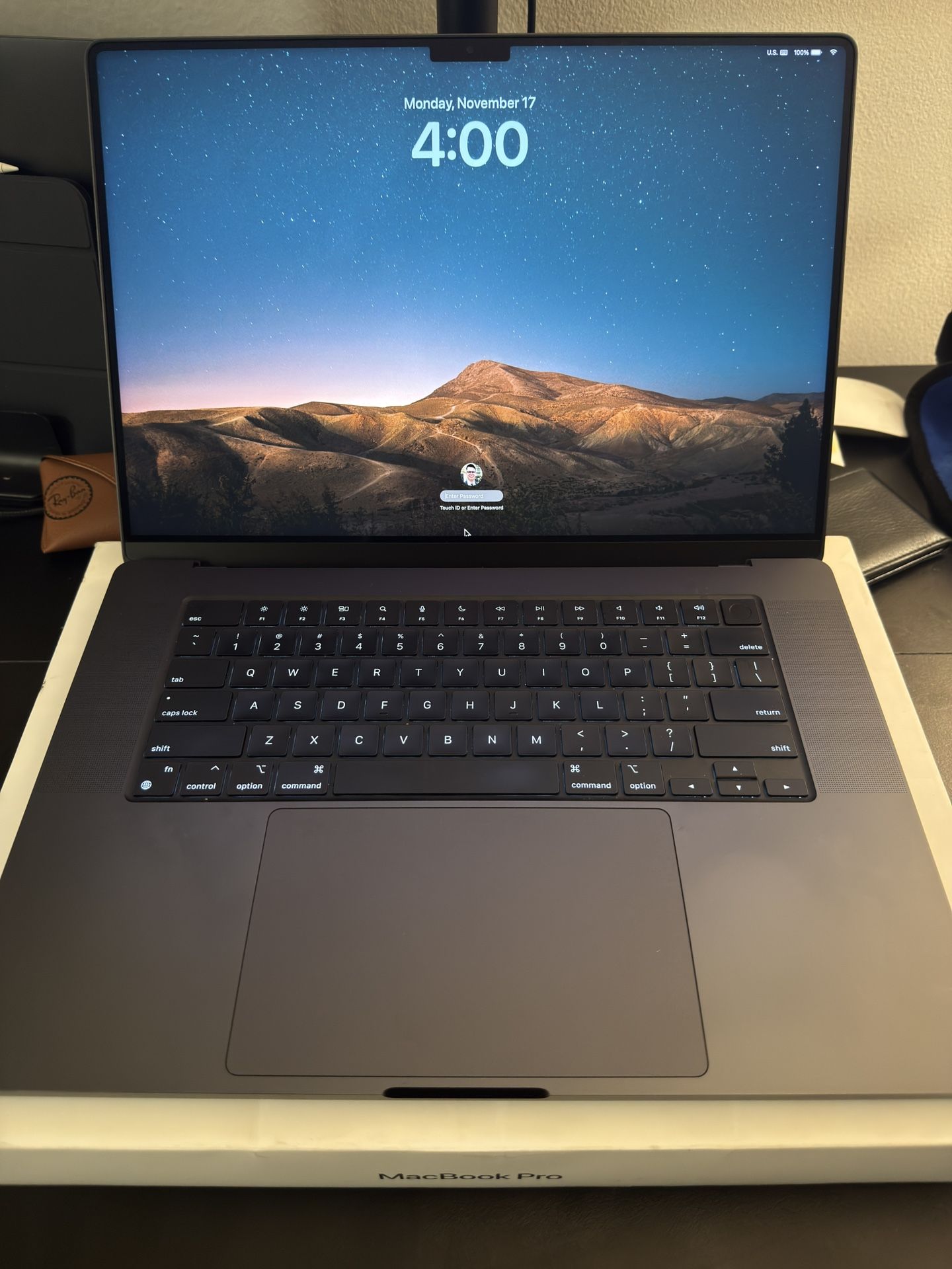 MacBook Pro 16-inch M3 Pro- 1TB - 36G Ram