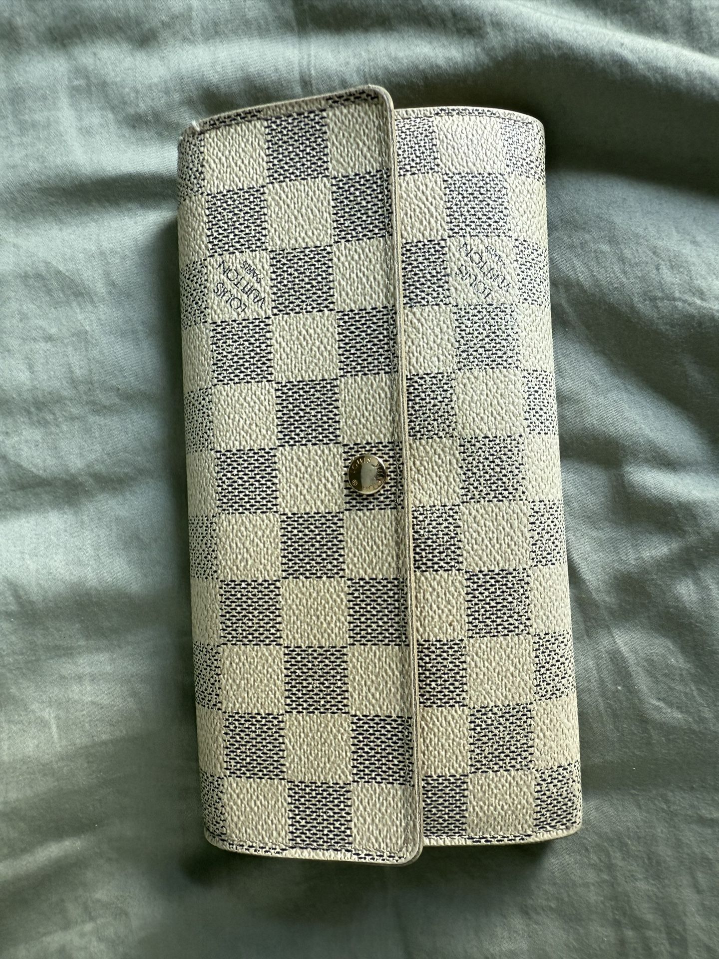 Louis Vuitton Sarah Wallet Damier