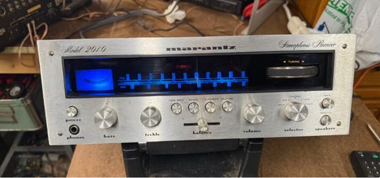 Marantz 2010  stereophonic receiver  “Baby Marantz".